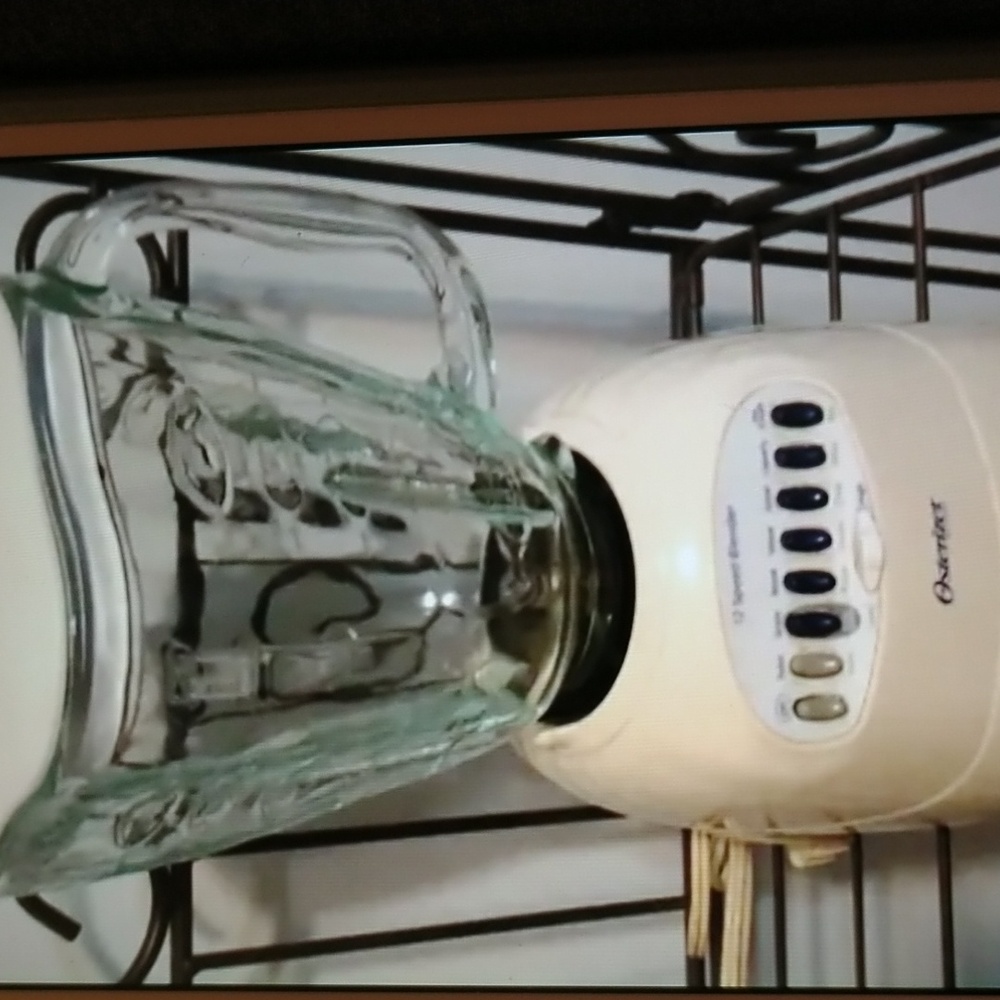 ❌SOLD❌ vintage Osterizer classic glass blender
